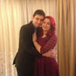 Meet your Posher, Mona